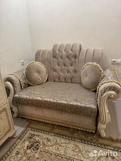 Большой угловой диван раскладной бу