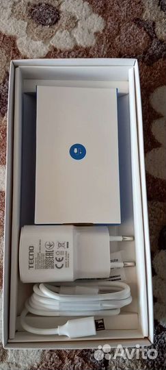 Телефон tecno spark 8p