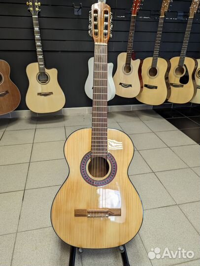 Классическая гитара бу