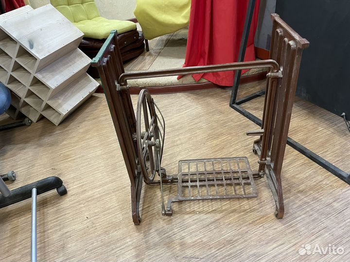 Станина от швейной машинки