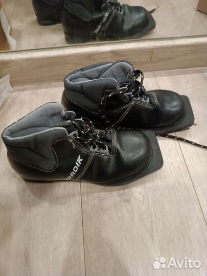 Лыжные ботинки 34р