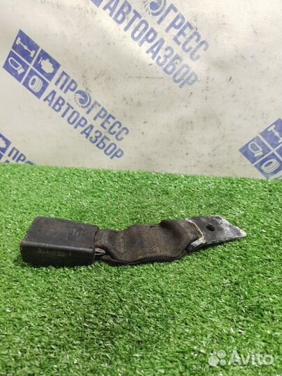 Ответная часть ремня безопасности задняя левая Bmw