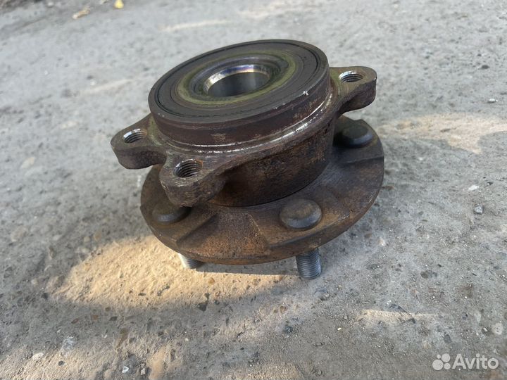 Ступица передняя Lexus Toyota 30 шлицов