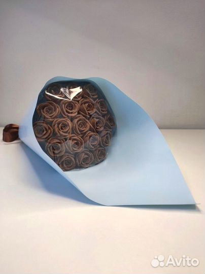 Розы из Молочного Шоколада - 19 шт в Букете