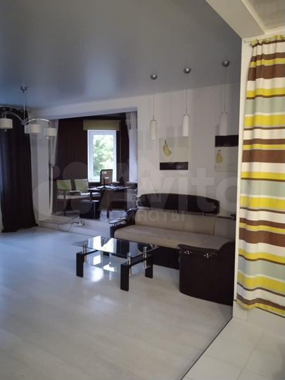 3-к. квартира, 95 м², 1/4 эт.