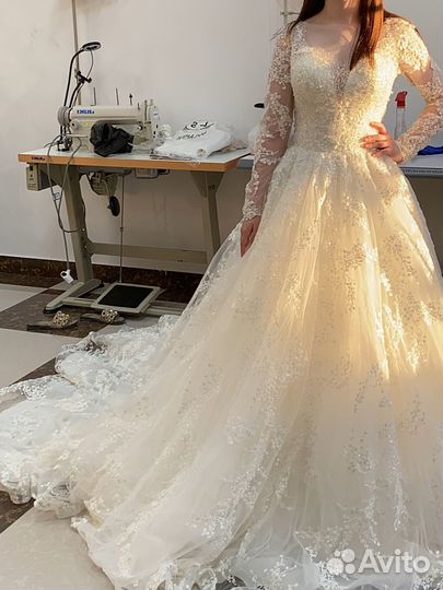 Свадебное платье