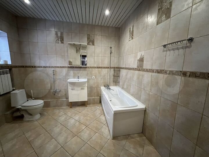 Коттедж 130 м² на участке 4 сот.