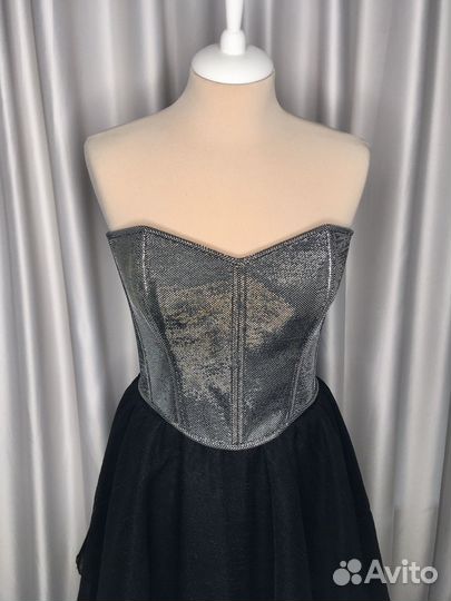 Корсаж до талии на шнуровке