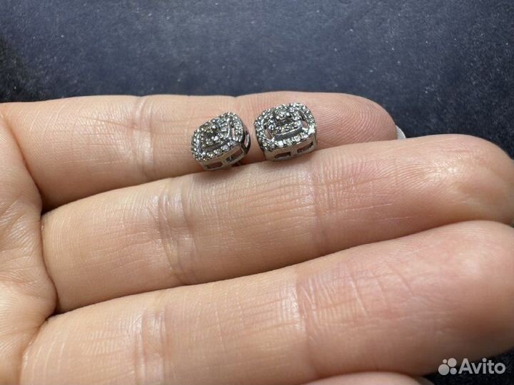 Пусеты с бриллиантами