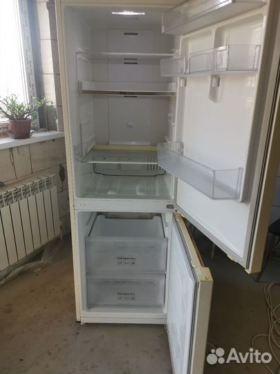 Холодильник Samsung no frost