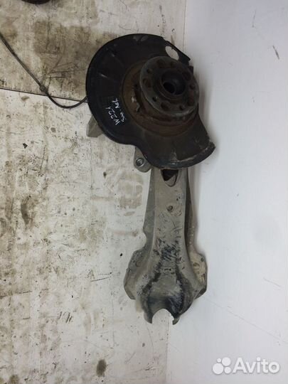 Кулак поворотный задний Мерседес W221