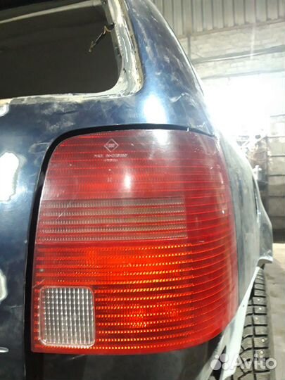 Фонарь задний правый VW passat B5 универсал/вагон