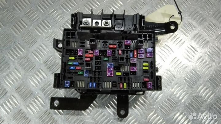 Б/У Б/У Блок предохранителей 6356-5974. Из Евро