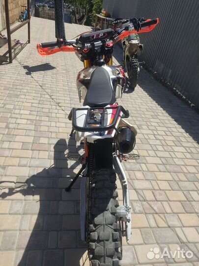 Regulmoto Athlete 250