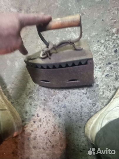 Старый утюг