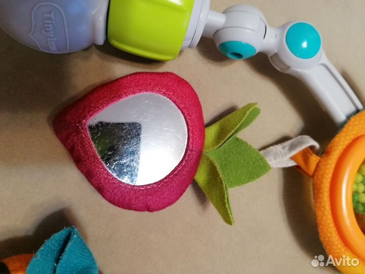 Дуга с игрушками tiny love