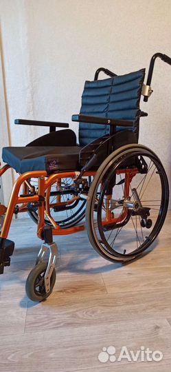 Инвалидное кресло-коляска складная бу