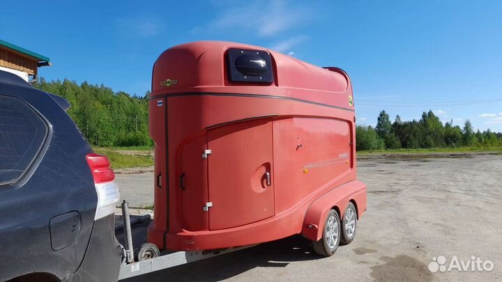 Прицеп для перевозки скота Humbaur Series 7900, 2012