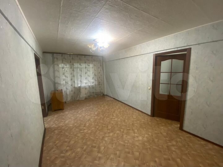 3-к. квартира, 58 м², 2/5 эт.