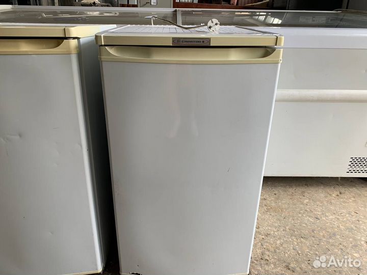 Маленький холодильник барный