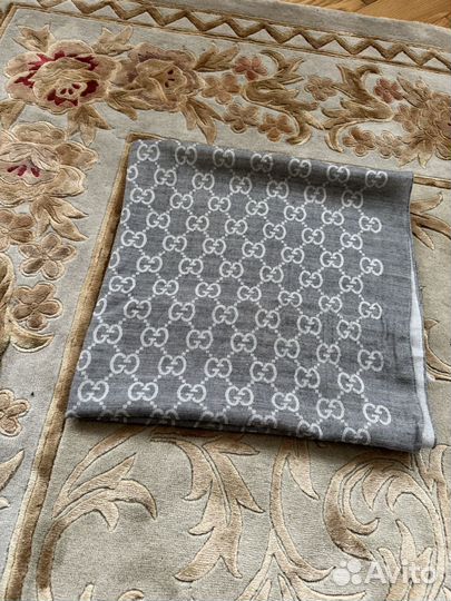 Шарф палантин gucci