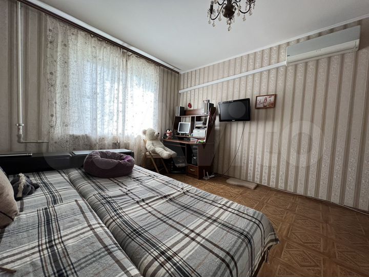2-к. квартира, 54 м², 5/12 эт.