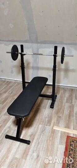 Скамья со стойкой и штангой