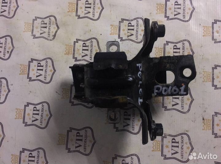 Кронштейн Опора кпп Volkswagen Polo 5 1.6 CWV 2017