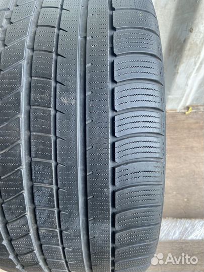 Hankook IceBear W300A 295/30 R22 103W