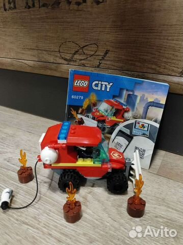 Lego пожарная машина 60279