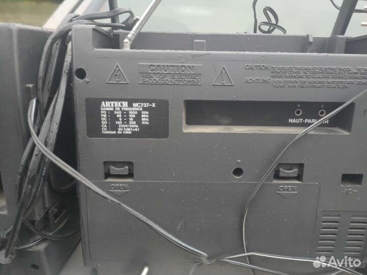 Кассетный магнитофон artech