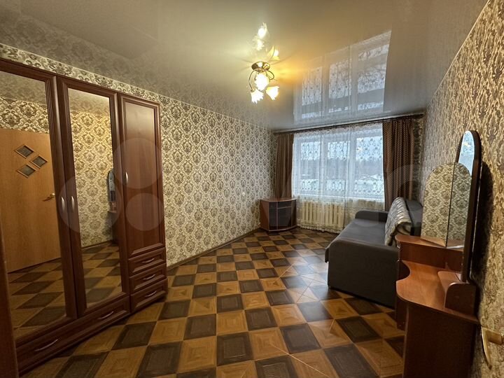 2-к. квартира, 60 м², 3/3 эт.