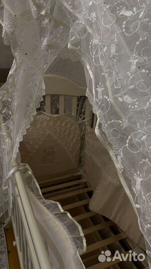 Детская кроватка с комодом