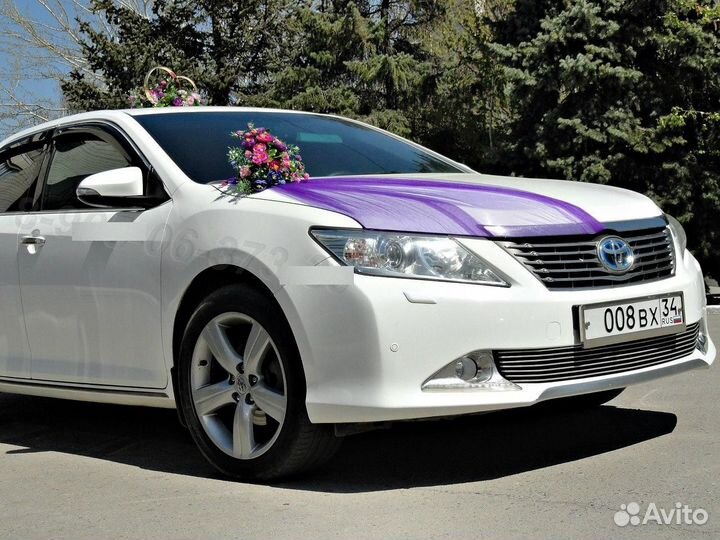 Стильные украшения на свадебные авто, кортежи