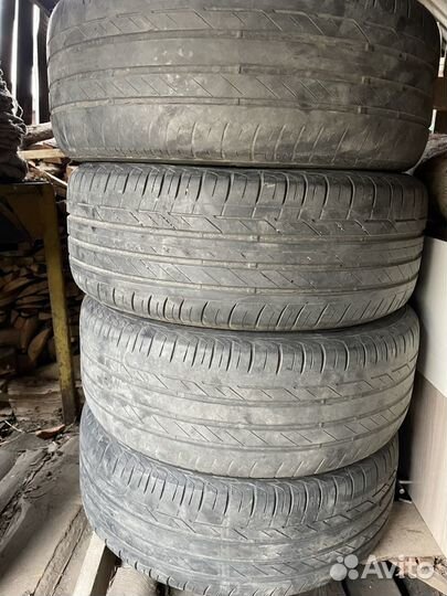 Bridgestone Turanza T001 225/55 R17