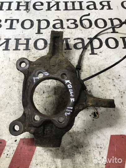 Кулак поворотный передний левый Nissan Qashqai J10