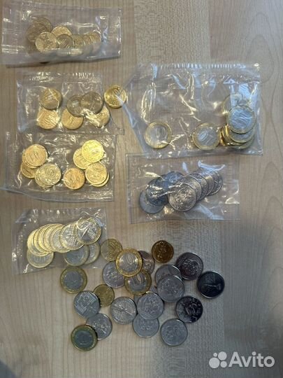 Монета смешарики 2023 г