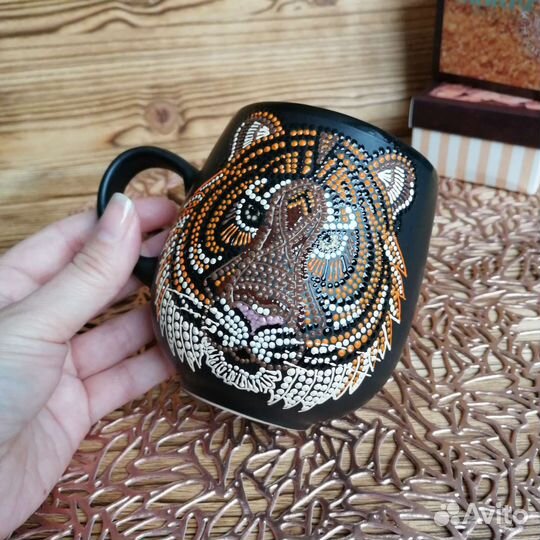 Кружка с ручной росписью