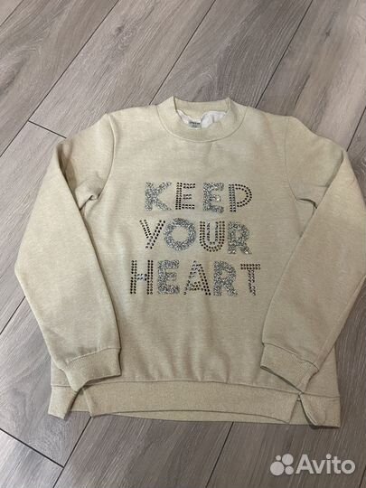 Джинсы, толстовка и свиншот цена за весь комплект