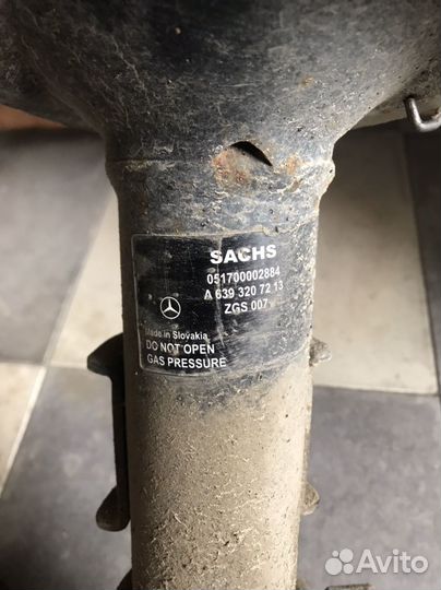 Стойки mercedes vito задние