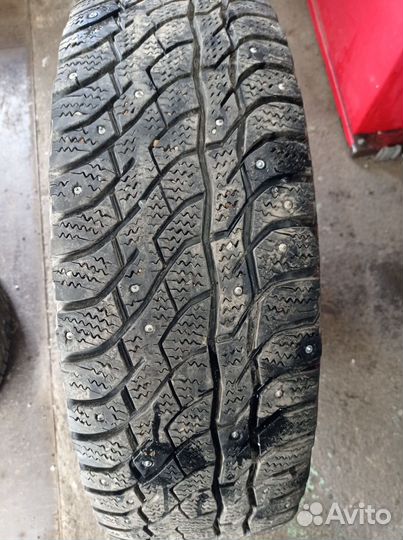 Viatti Bosco Nordico V-523 215/65 R16