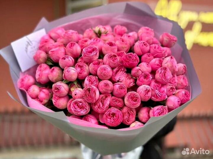 Букет пионовидных роз