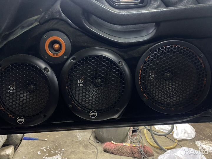 Музыкальная колонка