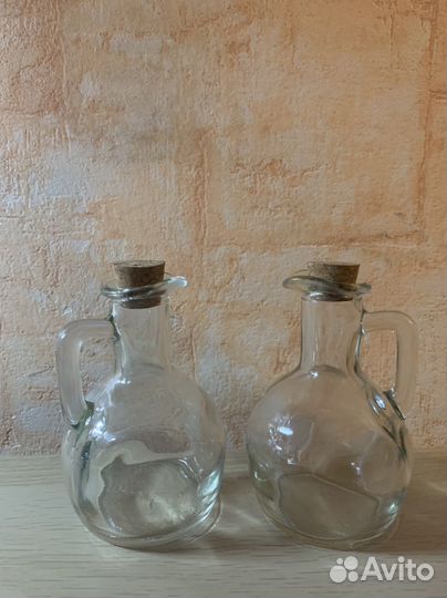 Новые Бутылки для масла/уксуса (2 штуки)