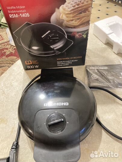 Электровафельница редмонд