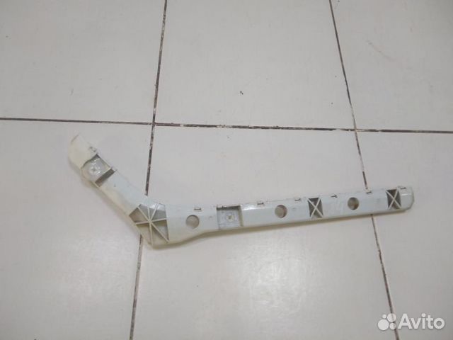 Кронштейн заднего бампера правый Nissan Almera G15