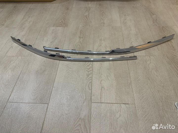 Молдинг переднего бампера левый Kia Sportage 4 QL