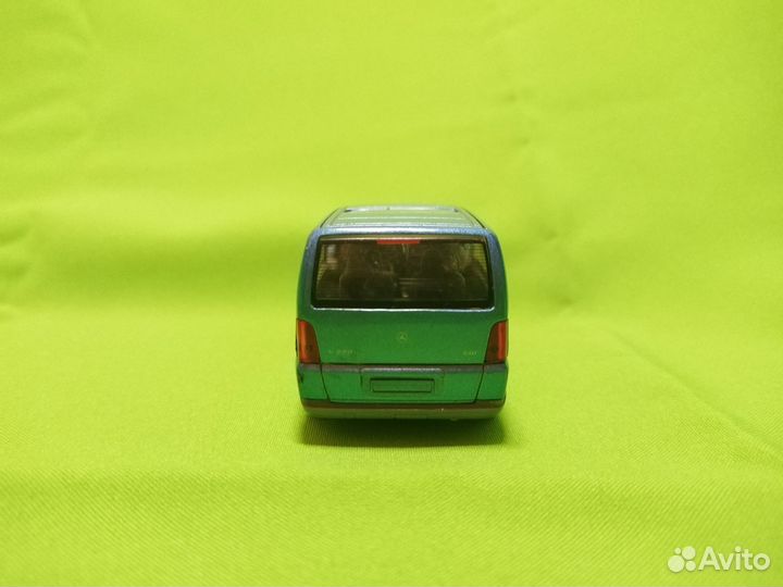 Машинка игрушечная металлическая