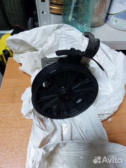 Насос гур вольво volvo 30741789