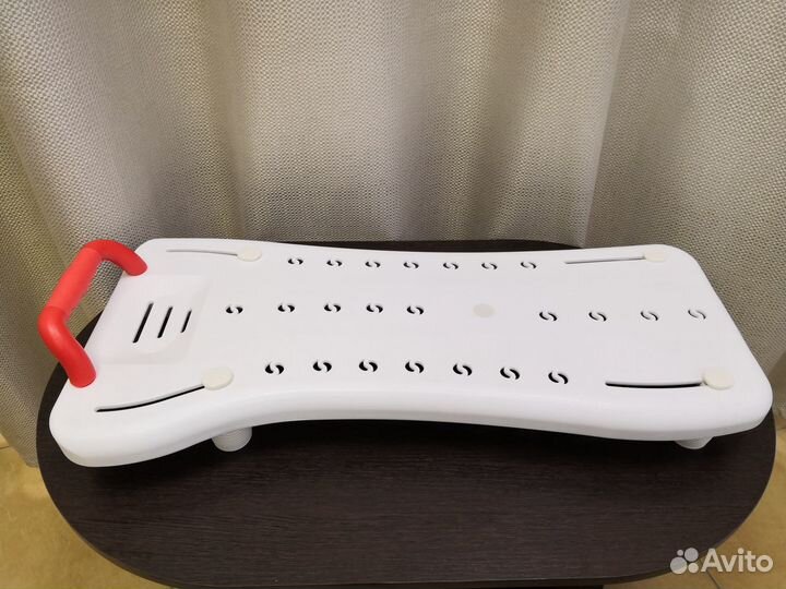 Доска для ванны с поручнем